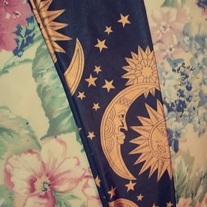 Sun and moon leggings